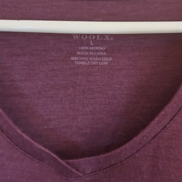 WOOLX long sleeve v-neck, maroon, women's Lg. - Picture 3 of 3